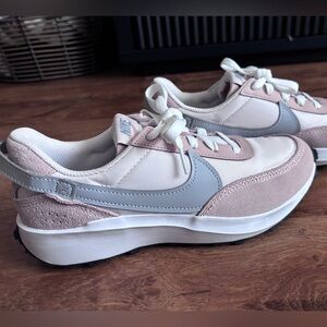 Nike Waffle Debut - Pink & Purple